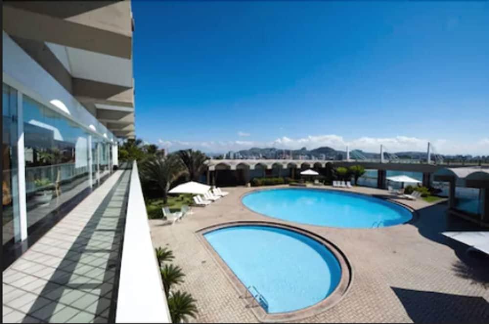 Hotel Senac Ilha Do Boi Vitória Buitenkant foto Swimming pool