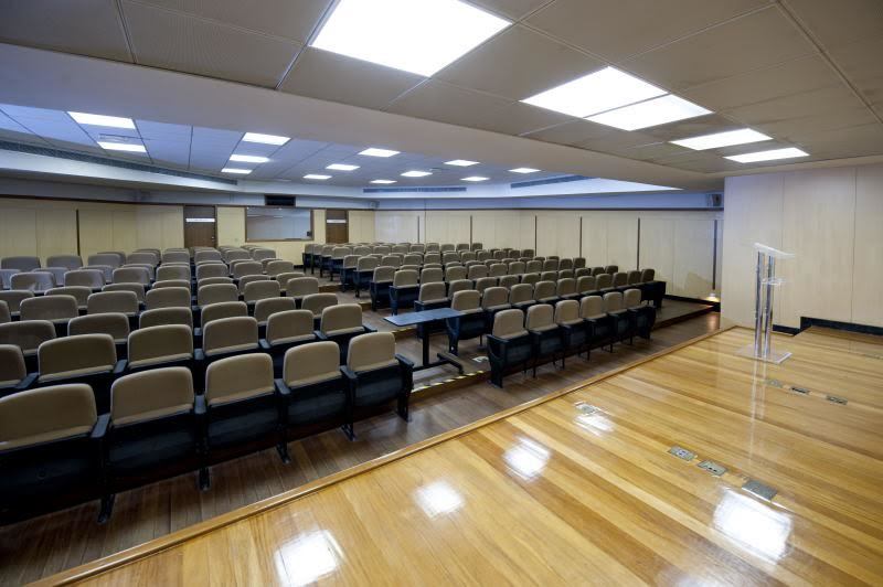 Hotel Senac Ilha Do Boi Vitória Buitenkant foto The auditorium at the National Judicial College