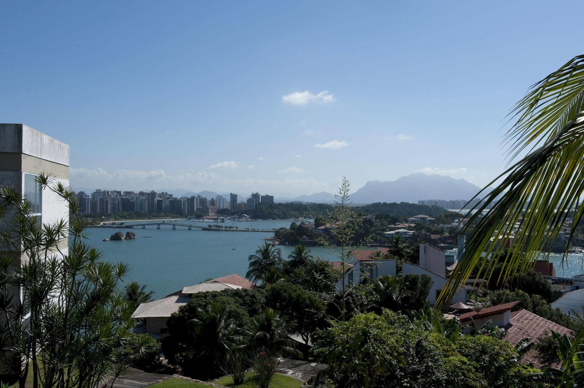Hotel Senac Ilha Do Boi Vitória Buitenkant foto View of the city of Florianópolis