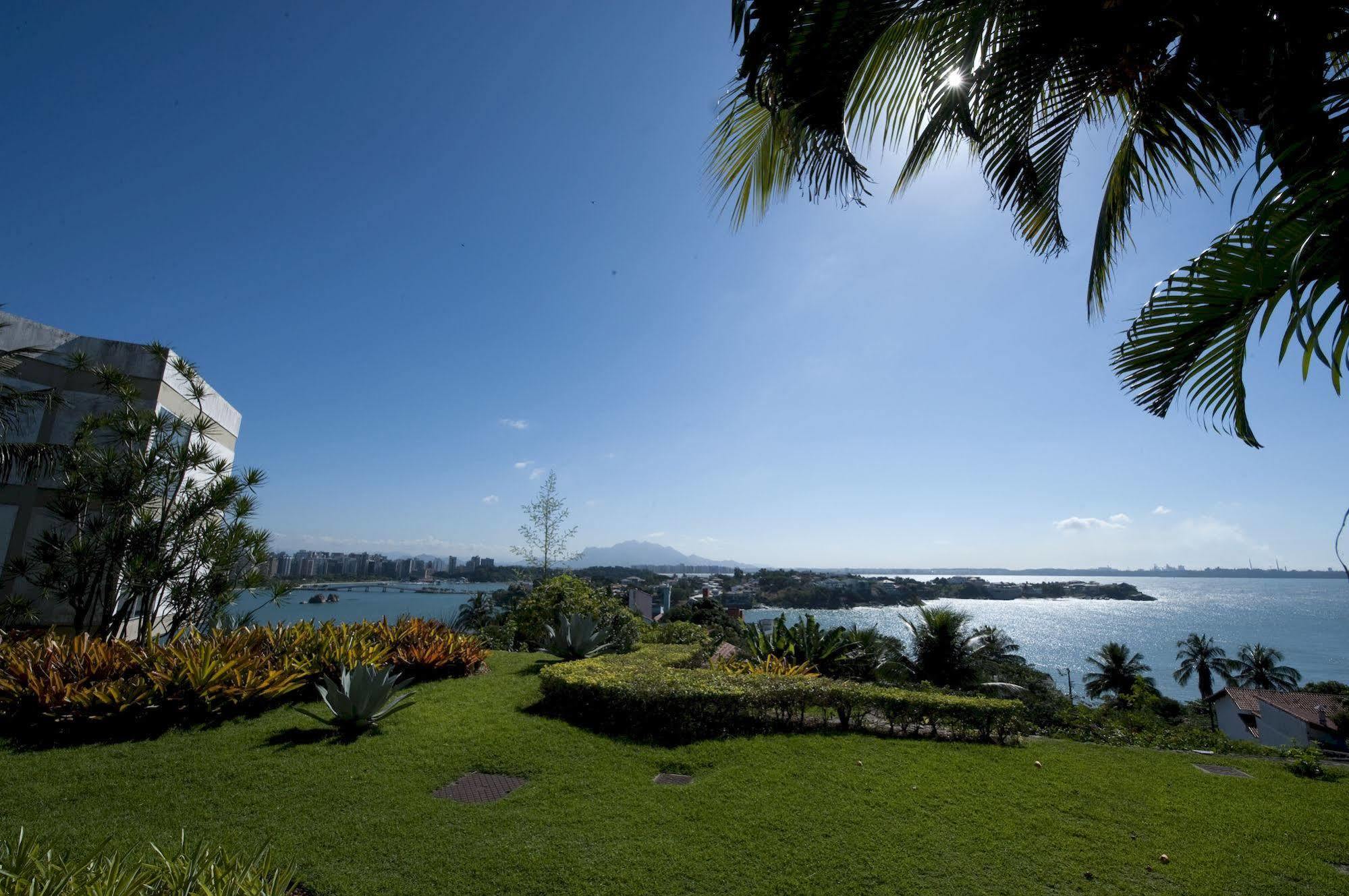 Hotel Senac Ilha Do Boi Vitória Buitenkant foto View of the Bay of Bengal from the hotel